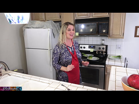 ❤️ Stepmom milking him in the kitchen before his date. ️❌ Porn video at en-gb.xxxshake.ru